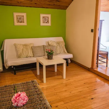 Casa vacanze Laendliches Haus La Carrozal Senda Del Oso By Interhome *