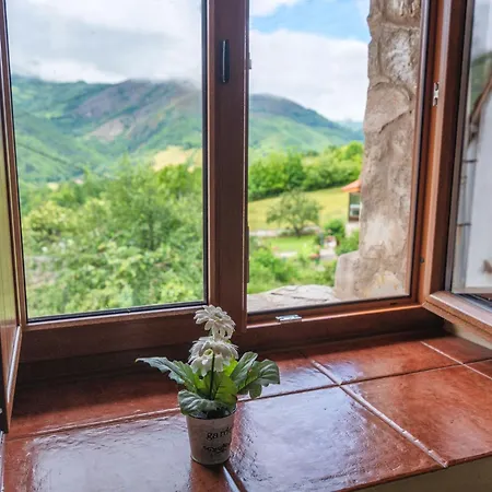 Laendliches Haus La Carrozal Senda Del Oso By Interhome