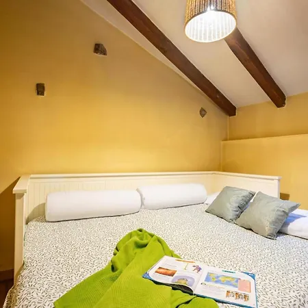 Laendliches Haus La Carrozal Senda Del Oso By Interhome Casa vacanze