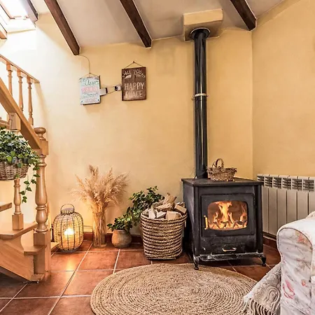 Laendliches Haus La Carrozal Senda Del Oso By Interhome