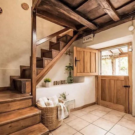 Laendliches Haus La Carrozal Senda Del Oso By Interhome Casa vacanze Orelleiru