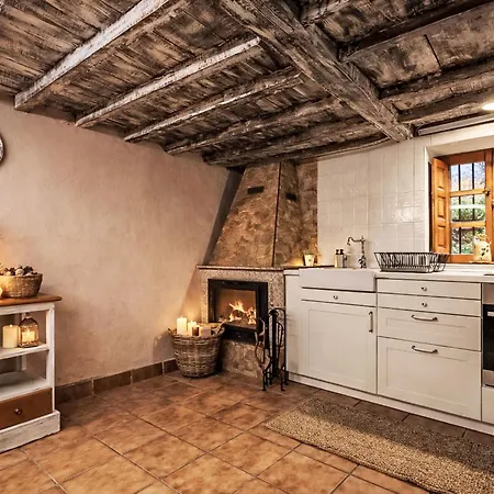 Laendliches Haus La Carrozal Senda Del Oso By Interhome * Orelleiru